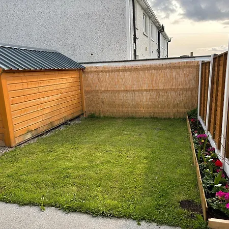 Cosy Getaway In Gurteen Village Tatil Evi